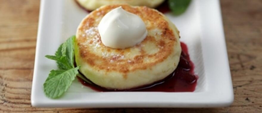 Image caption test and example